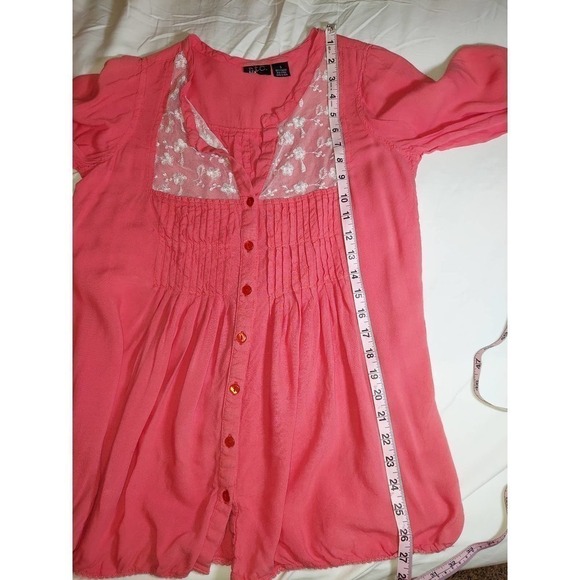 Etc Lace Front Salmon 3/4 Sleeve Blouse, Small, 100% Viscose - Picture 9 of 9